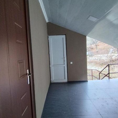 KatskhiLika'S Sweet House公寓 外观 照片